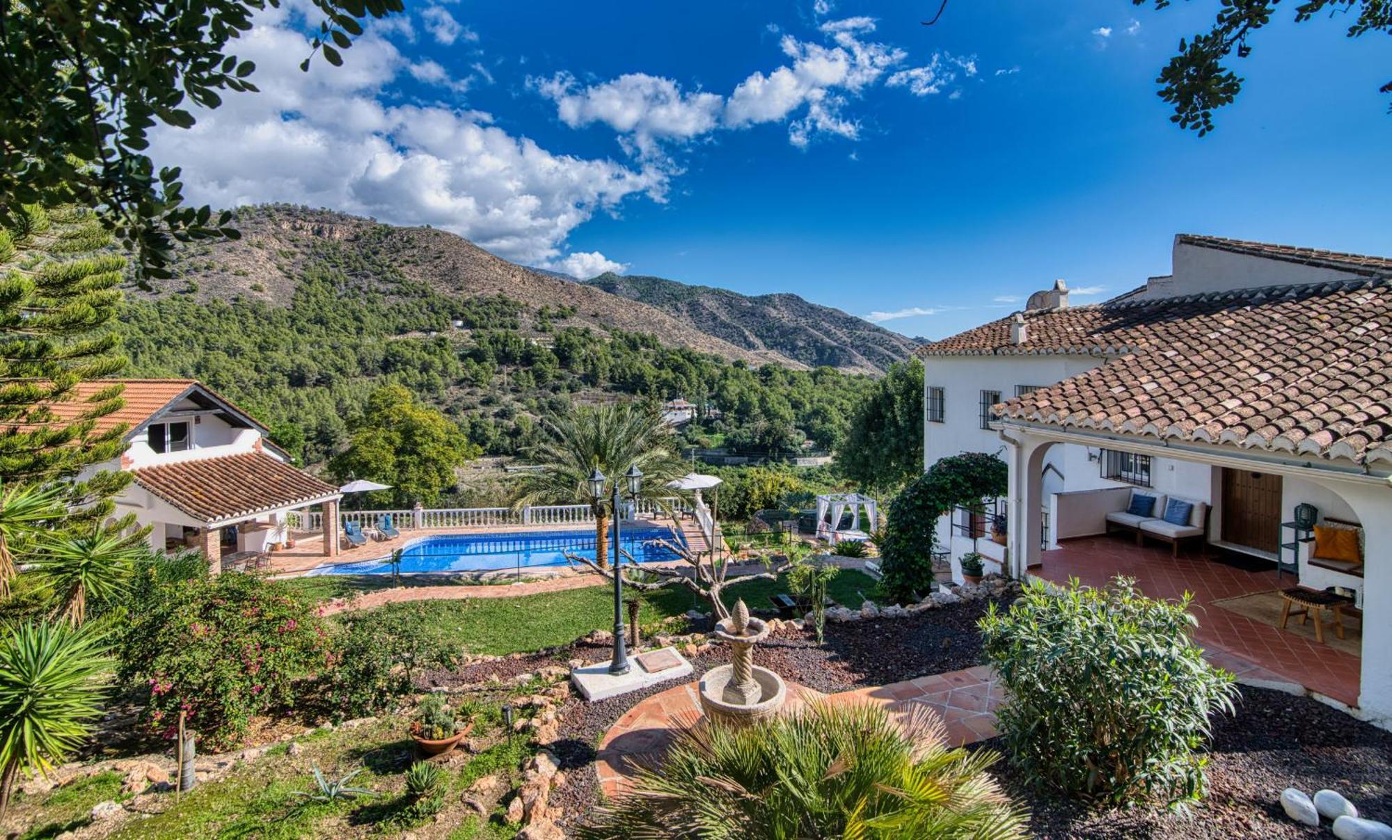 Villa Morera Bed & Breakfast Frigiliana Exterior photo